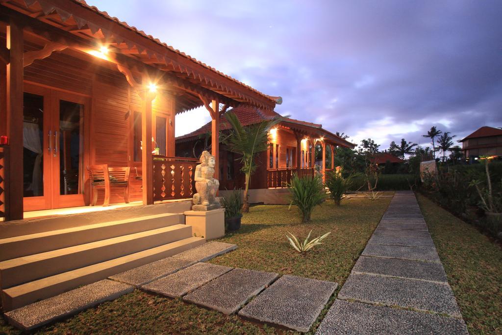 Nur Guest House By Purely Ουμπούντ Εξωτερικό φωτογραφία